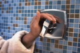 How to Choose a Water Flosser for Your Daily Oral Care Routine